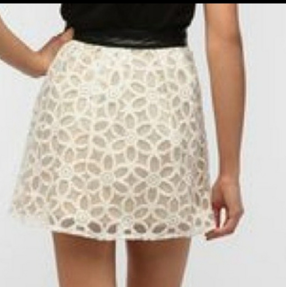 Urban Outfitters Pins and Needles Floral Mini Skirt – Women’s Size 2, Boho Chic